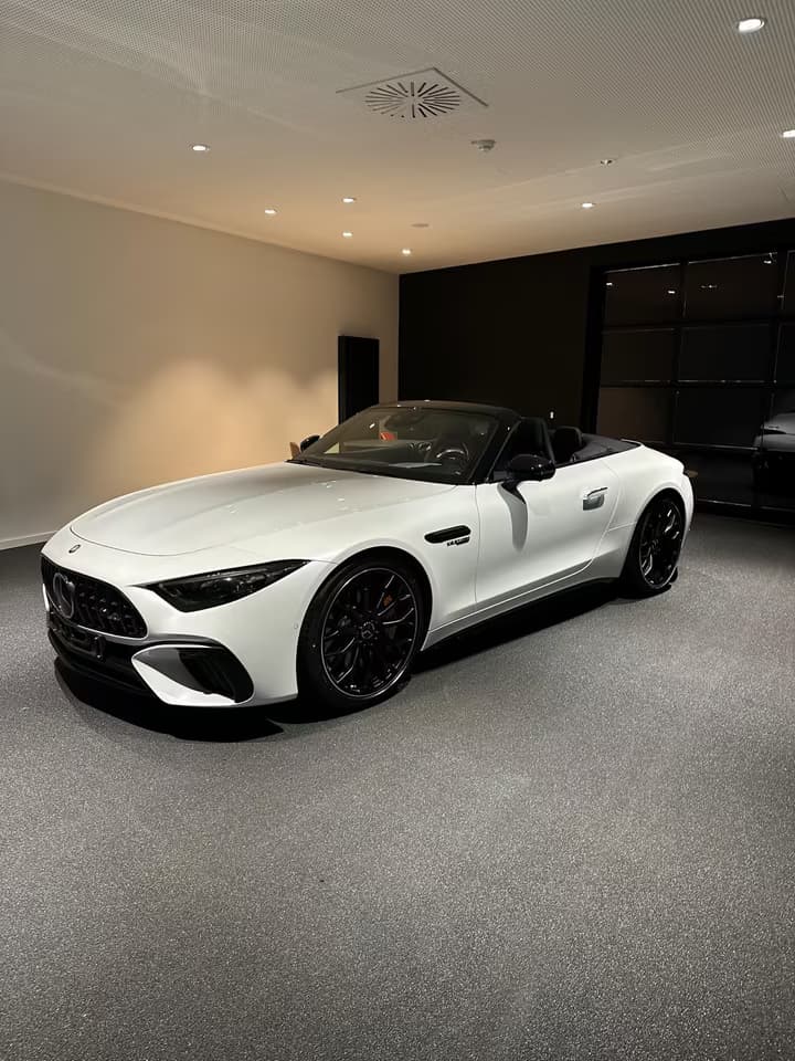 Mercedes-Benz SL63 AMG